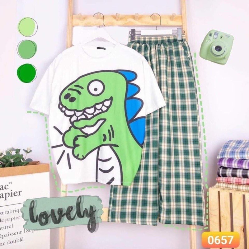 bộ áo thun tay lỡ khủng Long xanh + quần kẻ caro ống rộng màu xanh Kt