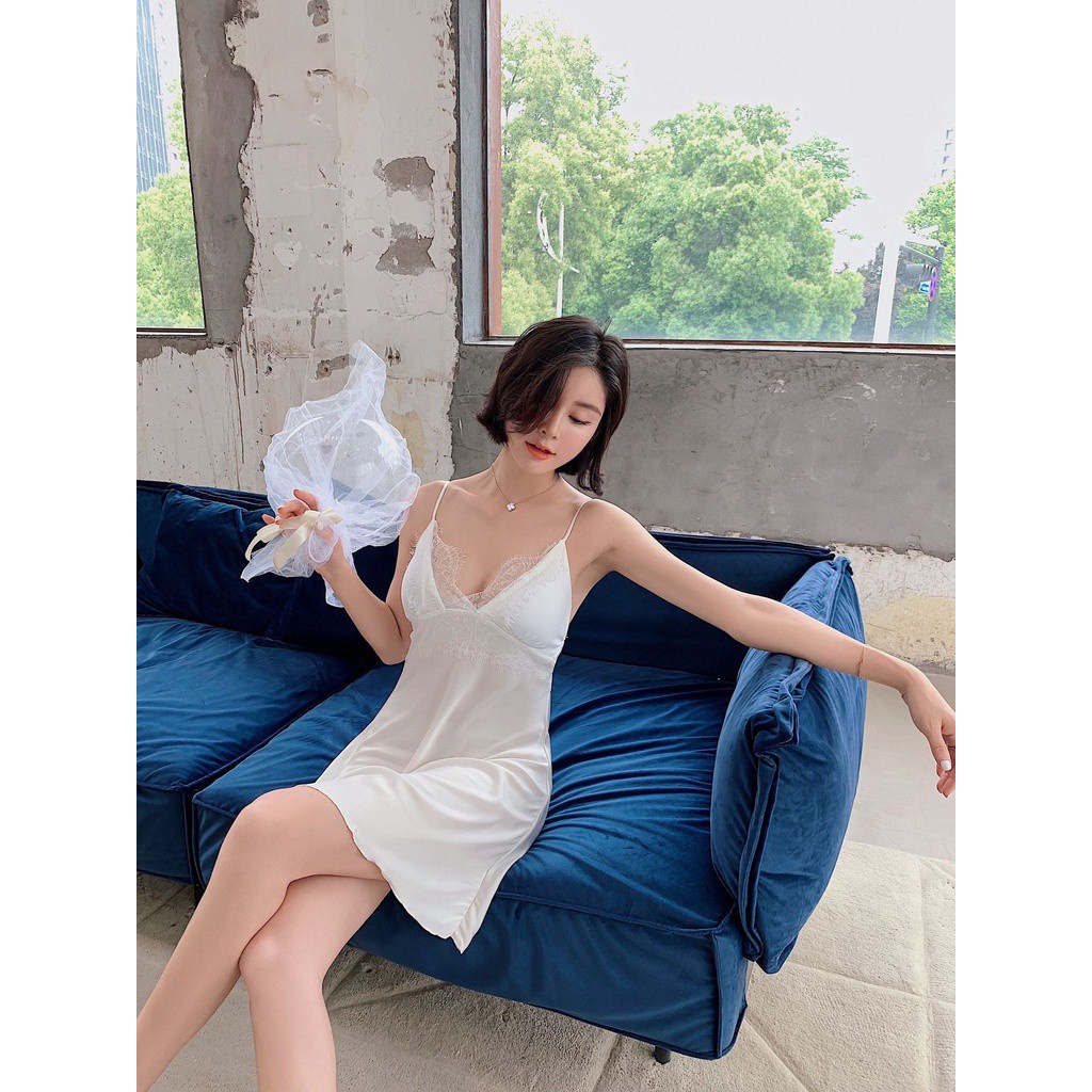 Đầm Ngủ Vải Lụa Lạnh Viền Ren Mềm Mại Cổ Chữ V Có Đệm Mút Nâng Ngực Thời Trang Mùa Hè Quyến Rũ Cho Nữ