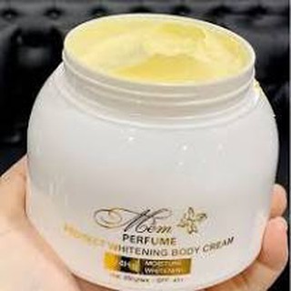 Kem trắng da Body A mềm trắng da body