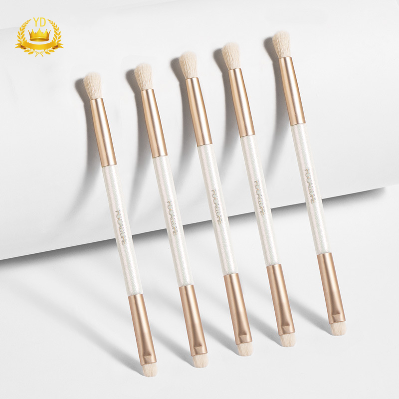 [Hàng mới về] Cọ trang điểm phấn mắt hai đầu Focallure