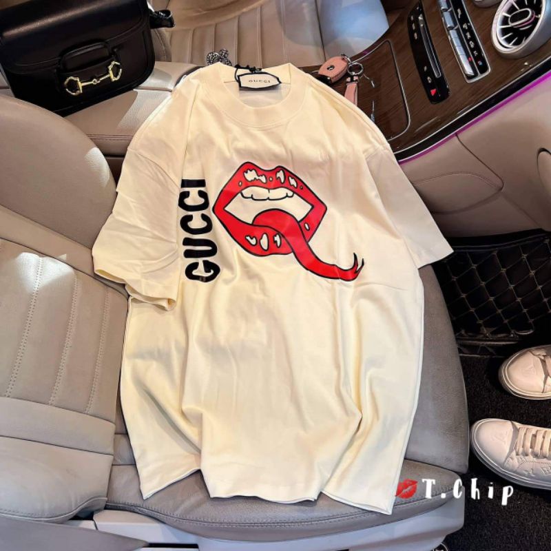 Áo phông chữ môi lưỡi dài hàng QCL1