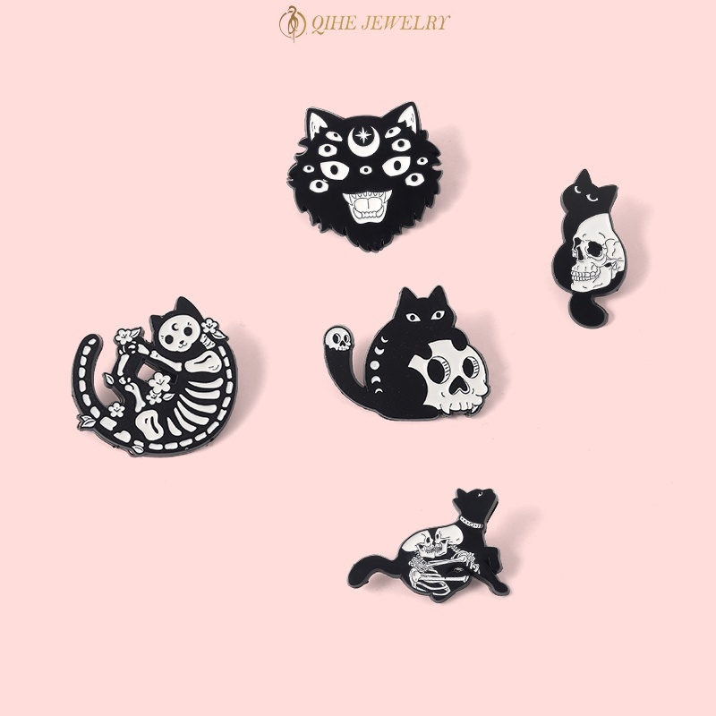 Ghim cài áo QIHE JEWELRY thiết kế chú mèo đầu lâu tráng men 5 mẫu tùy chọn đáng yêu làm quà tặng bạn bè