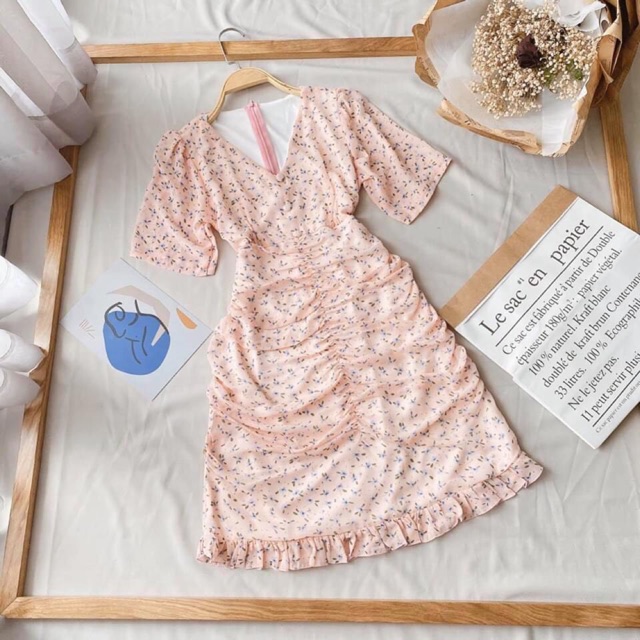 🍭Đầm hoa nút bọc nhúng eo chân bèo🍭