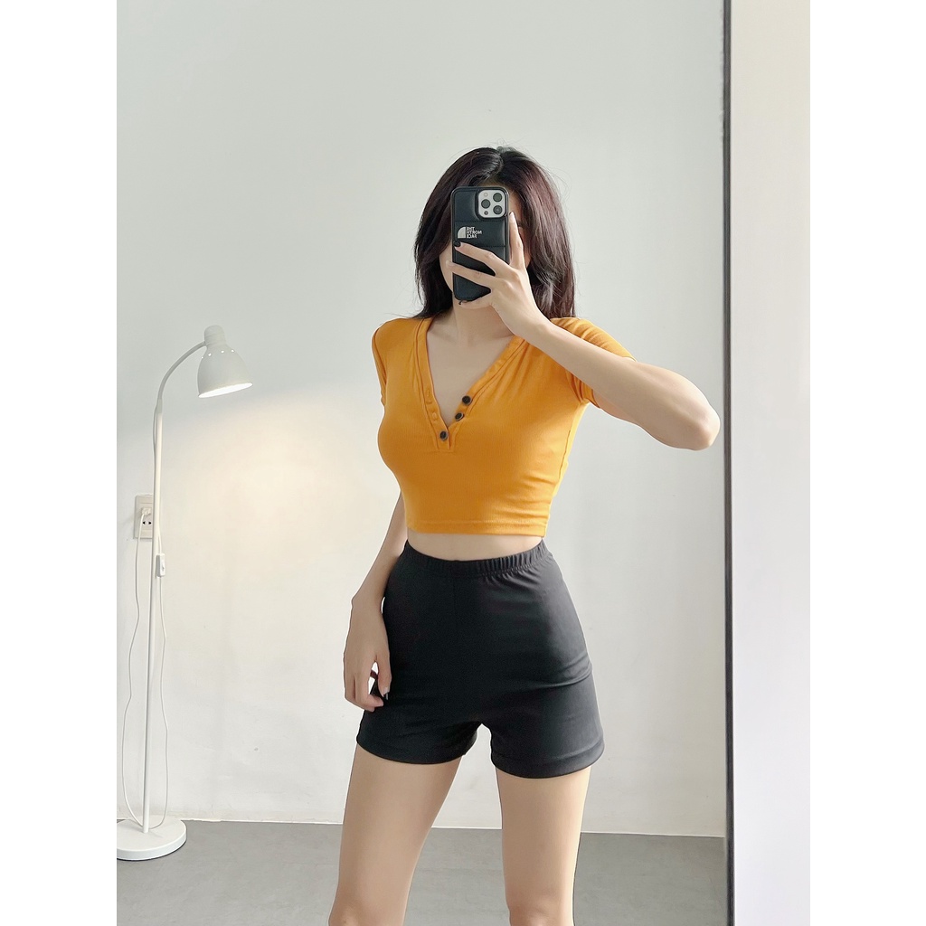 Áo croptop HHVINTAGE kiểu cổ tim, nút cài