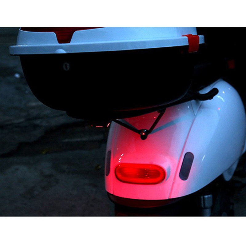 Đèn LED Tín Hiệu Mini Chống Va Chạm Tiện Dụng Cho Xe Máy/ Xe Hơi