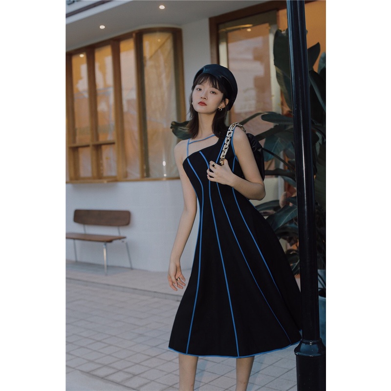 Đầm Xoè Mushroom Lee - Màu Đen Line Xanh
