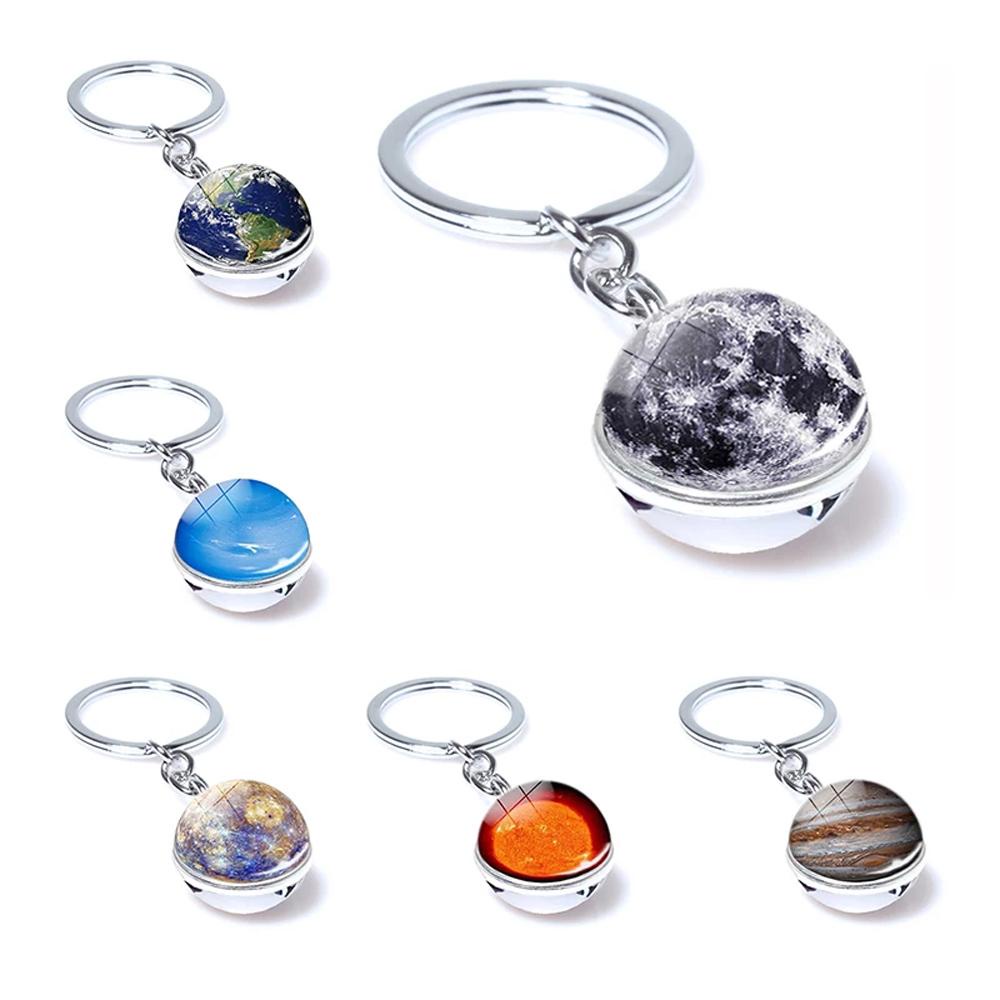Móc Khóa Quả Cầu Thủy Tinh Hai Mặt Galaxy Nebula Phát Sáng