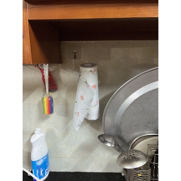 COMBO 1 Móc Dán Chữ L + 1 Cuộn Giấy Lau Đa Năng Hoạ Tiết Lau Bếp Siêu Dai Mã 02 size 25cm