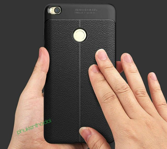 Ốp lưng Xiaomi Redmi Note 11 Plus 5G / Redmi 9 chống sốc vân Carbon Gaming cao cấp