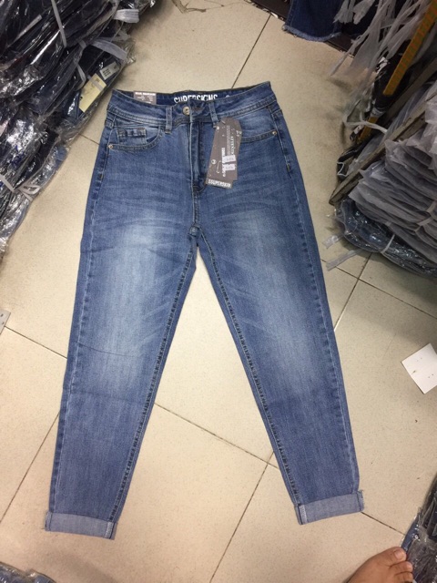 Quần jeans baggy xoăn lai xuất khẩu