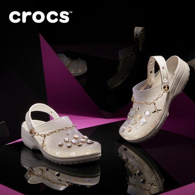 Giày Crocs Màu Mờ Chất Liệu Thân Thiện Với Môi Trường