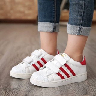 Giày thể thao đế kếp siêu nhẹ