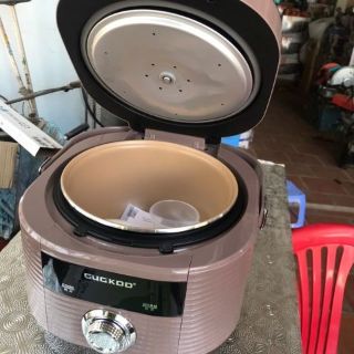 Nồi cơm điện GUGKOO. GK-1807