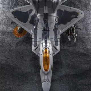 Mô hình Transformers Starscream - Black Mamba LS-04