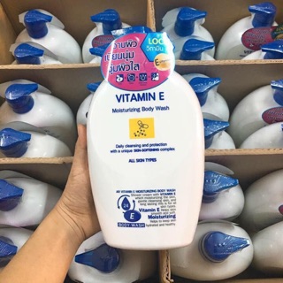Sữa tắm dưỡng ẩm toàn thân vitamin e 800ml
