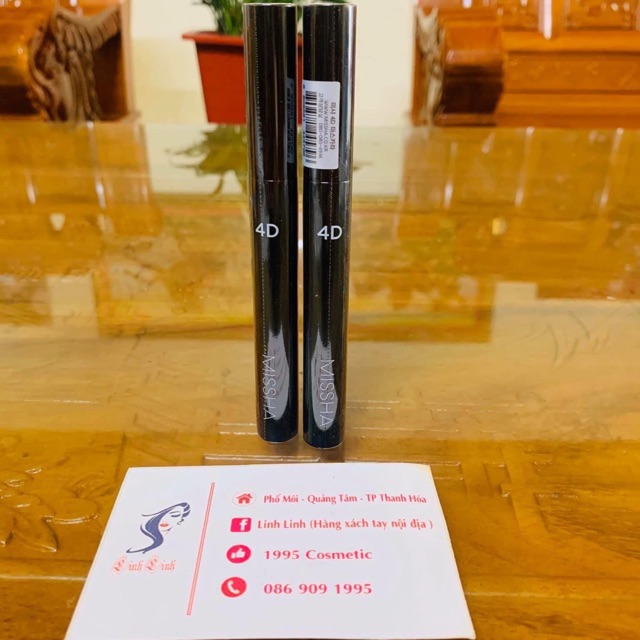 Chuốt mi thương hiệu missha hàn quốc,chuốt lên mi mềm tự nhiên ko bị khô vón cục,gặp nước ko bị nhoè lem trôi một xíu nà
