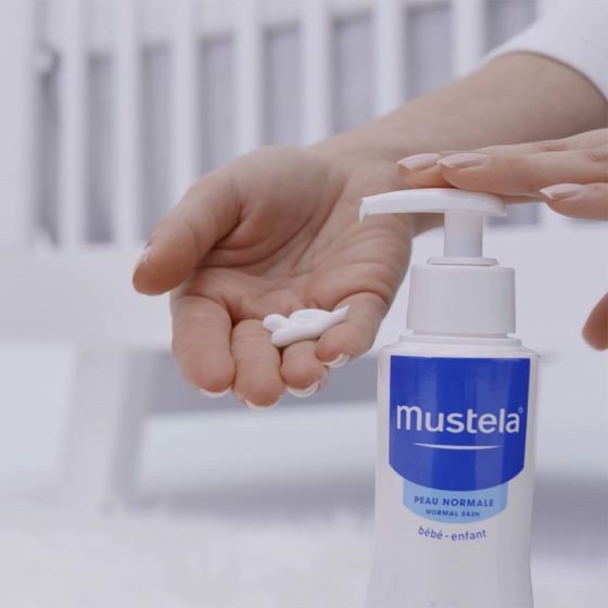 Lotion Dưỡng Thể Da Thường Mustela Hydra Bebe Body Lotion
