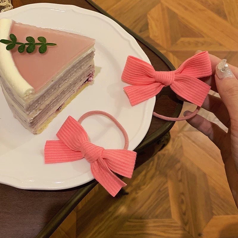 Cột Nơ Hồng - COT1136