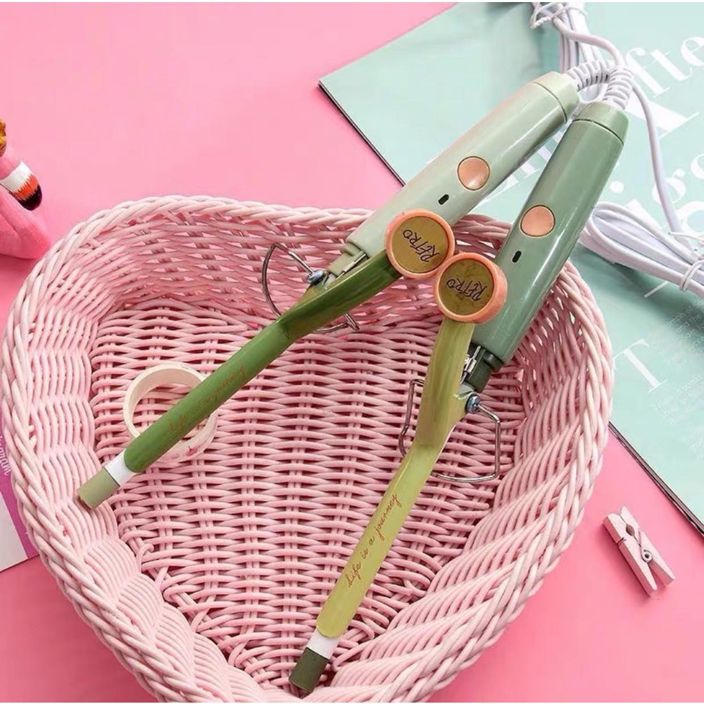 Máy uốn tóc hàn quốc mini ngàm nhỏ Retro có ngàm giữ tạo lọn xoăn nhỏ MiibooShi PVN17586