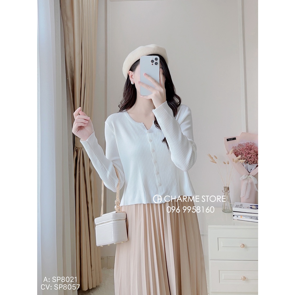 Áo khoác len nữ dáng cardigan ngắn thiết kế Charme 8021 | BigBuy360 - bigbuy360.vn