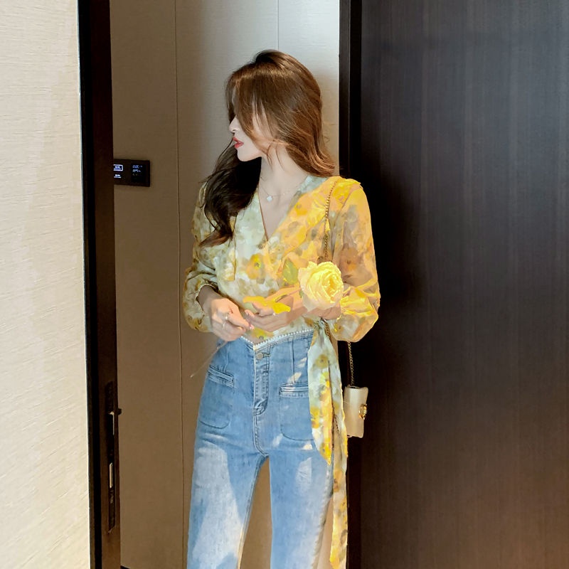 Áo Sơ Mi Voan Cổ V Dài Tay In Họa Tiết Hoa Vàng Phong Cách Pháp Cho Nữ