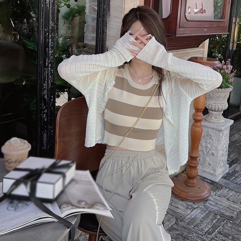 Áo Hai Dây Và Ba Lỗ Áo Croptop Áo Tank Top Dệt Kim Sát Nách Cổ Tròn Dáng Ôm Thời Trang Quyến Rũ Cho Nữ