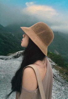 Mũ cói chữ M siêu hot