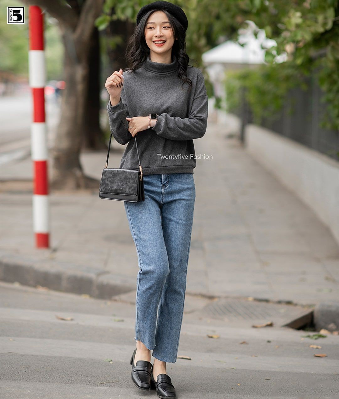 Áo thun cổ cao, bo gấu Twentyfive N439