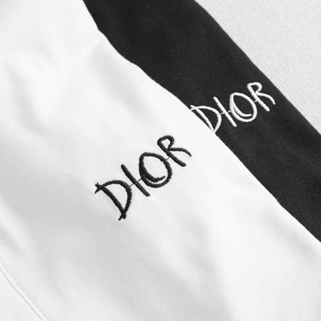 ÁO THUN NAM NỮ CỰC ĐẸP PHONG CÁCH SIÊU HOT MẪU MỚI 2021