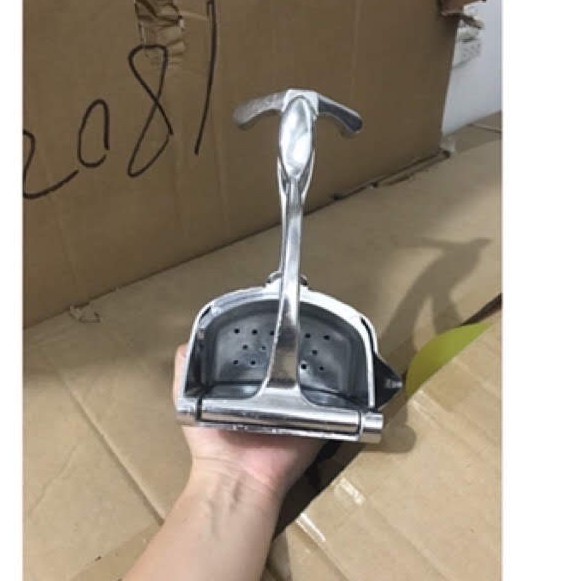 DỤNG CỤ ÉP HOA QUẢ TRÁI CÂY CẦM TAY ĐA NĂNG TIỆN LỢI