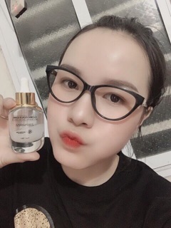 Serum sâm tố nữ