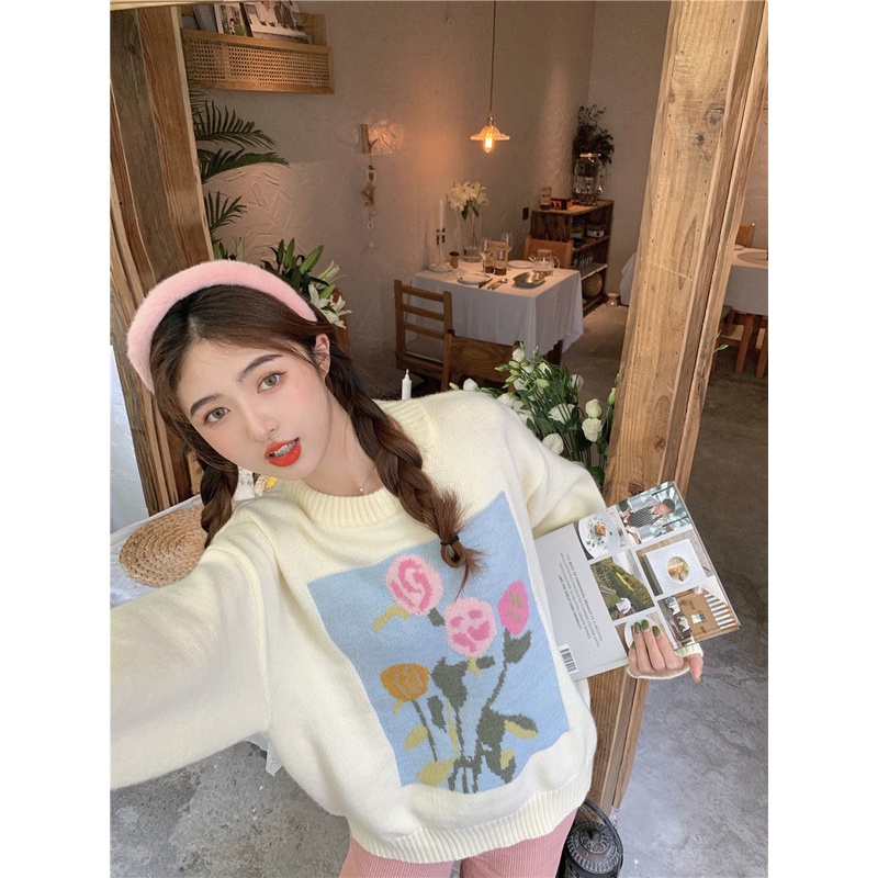 Áo len cổ tròn họa tiết hoa nhỏ ngọt ngào phong cách Nhật Bản