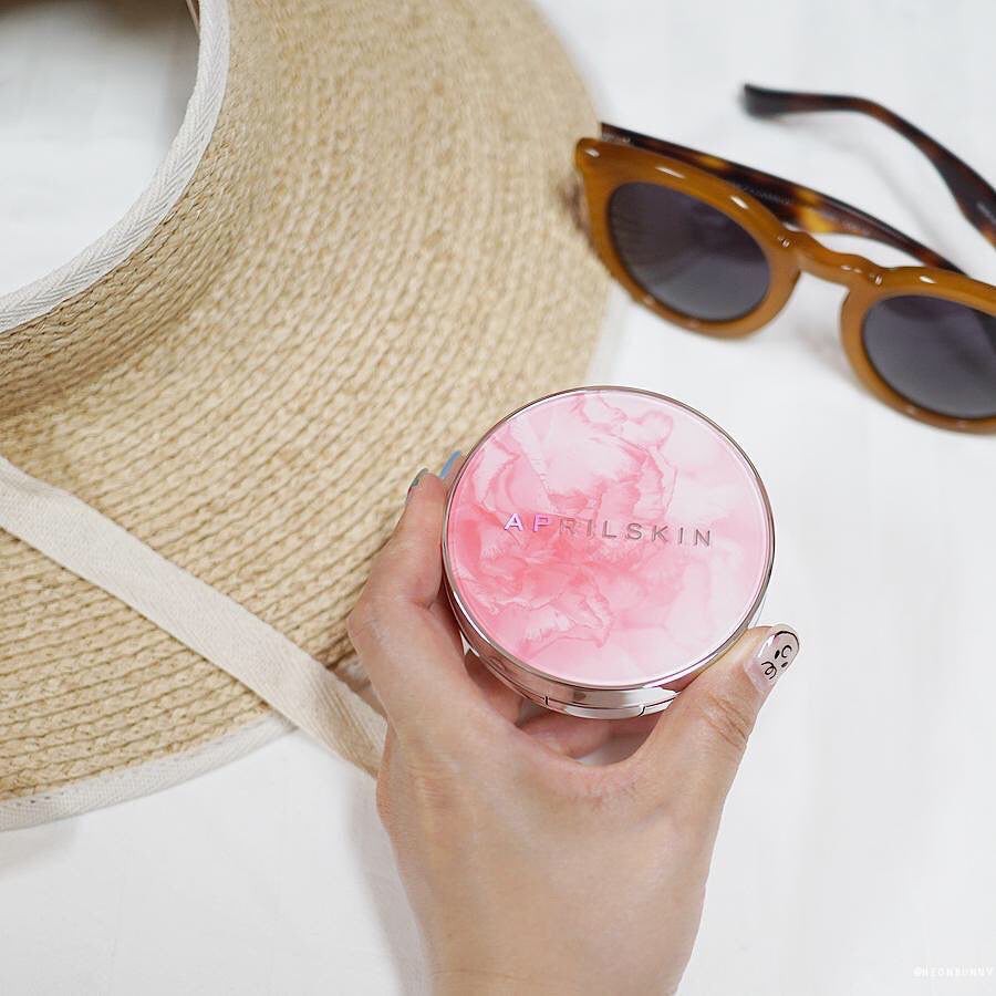 Phấn Nước April skin Magic Essence Shower Cushion SPF50/PA++++ 13g. | BigBuy360 - bigbuy360.vn