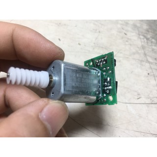 Motor DC 12V nhỏ nhưng lực tua mạnh. Chế được máy phát điện mini