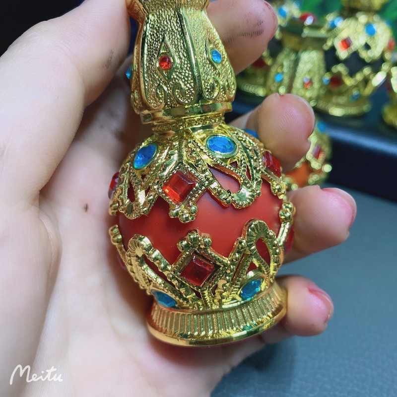 Mực phun xăm thẩm mỹ hoàng cung Sale mạnh 50%
