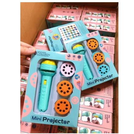 Đèn pin chiếu hình đủ bộ 80 hình ảnh cho bé