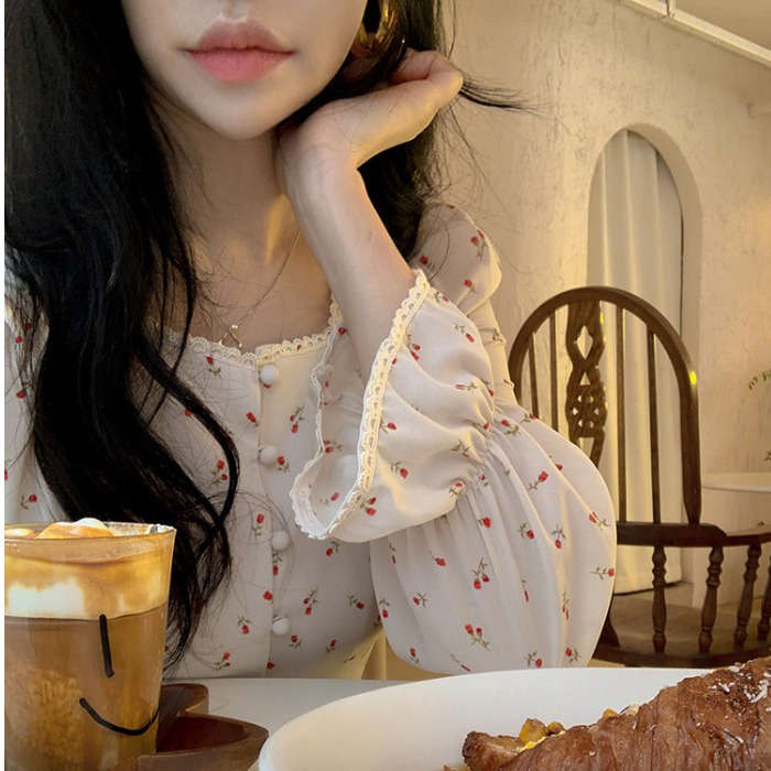 Áo Kiểu Hàn Quốc Cổ Vuông Họa Tiết Hoa Nhỏ Thiết Kế Mới Mùa Thu Thanh Lịch Cho Nữ