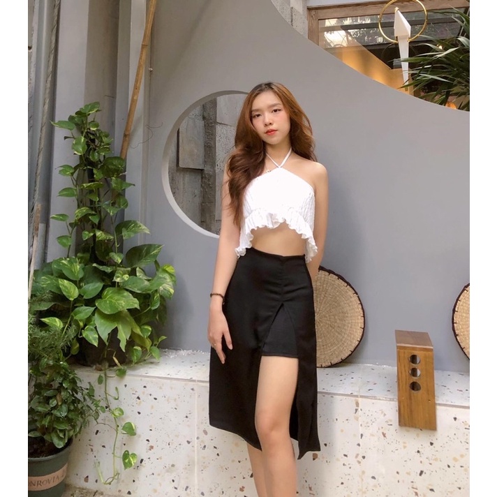 Áo croptop cổ yếm bèo