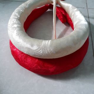 Vấn xoắn trơn hoặc vấn tròn trơn.