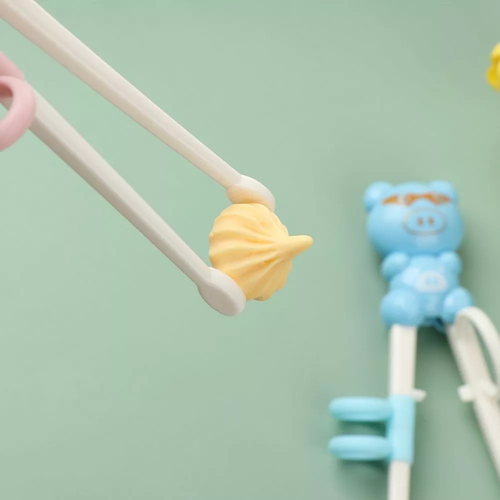 Đũa tập gắp Doremon, hình Heo