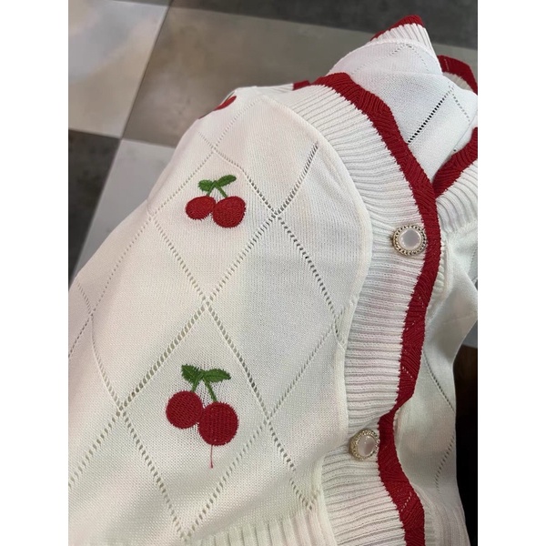 Áo khoác Cardigan dáng ngắn tay bồng cổ tim viền bèo thêu hình 🍒