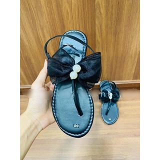 Sandal xỏ ngón nơ