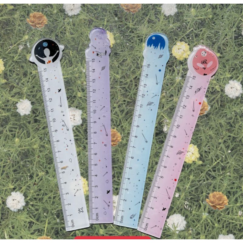 Thước mica trong hình 15cm