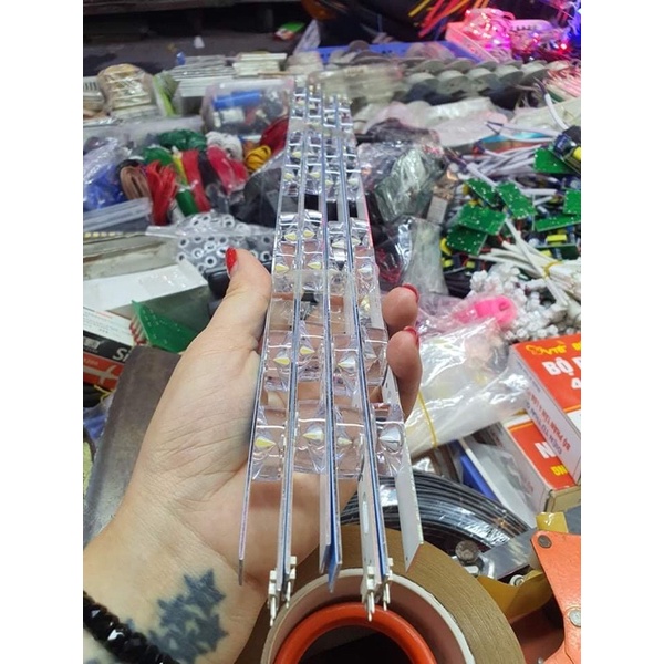 Led thanh tivi LG40 8 bóng 1 thanh