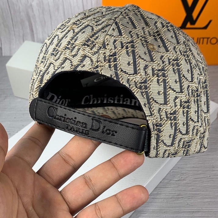 [Mã FAMARAL1 giảm 10K đơn 50K] Mũ lưỡi trai ❤️ Nón kết chất vải kaki dày thêu chữ DIOR cao cấp