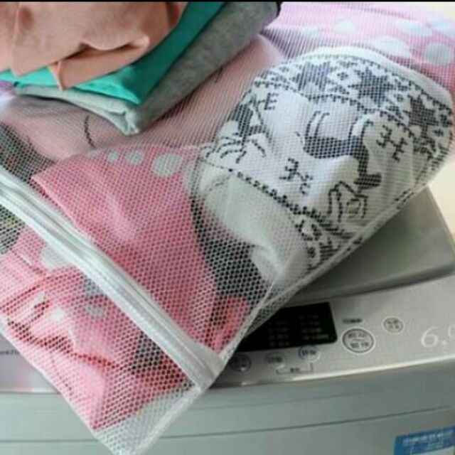 Túi lưới giặt đồ máy giặt.