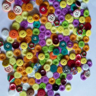 Cúc áo các màu để làm đồ chơi, đồ handmade