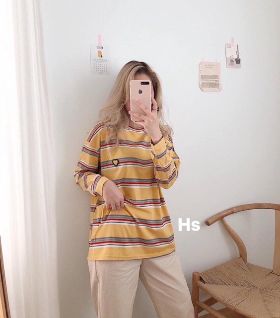 ÁO SWEATER KẺ THÊU TIM HOT HIT | BigBuy360 - bigbuy360.vn