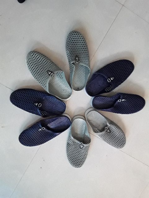 Sục nhựa nam - nữ ( nữ size từ 35 - 39. Nam size từ  40 - 44 ) | BigBuy360 - bigbuy360.vn