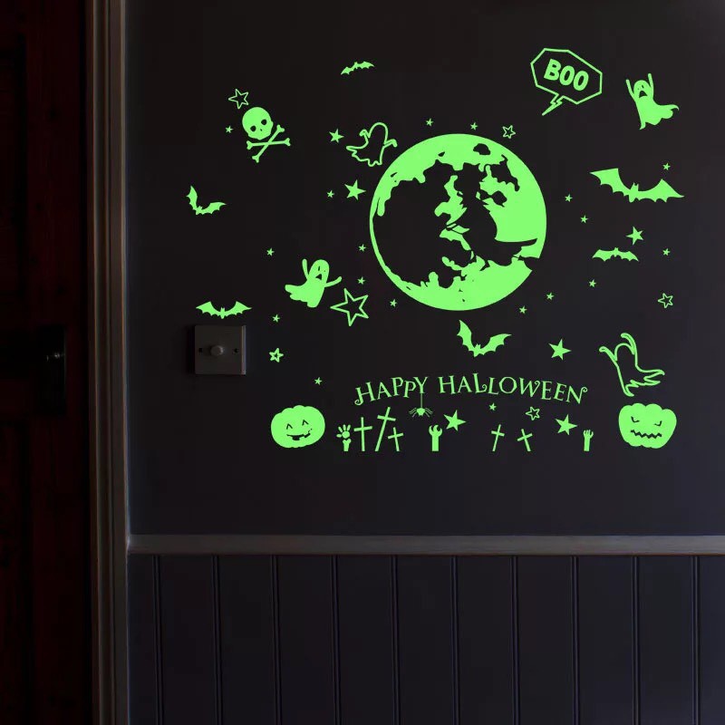 Decal trang trí tường Halloween dạ quang co bé
